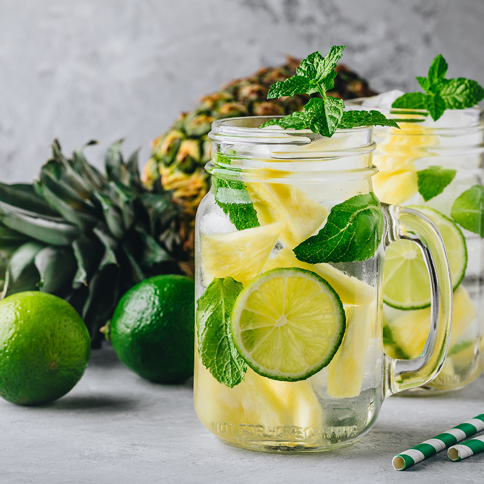 Super Sangria Classique, une recette savoureuse par Lassonde Service Alimentaire